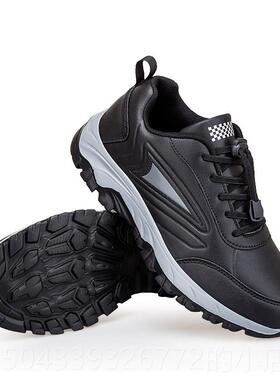 高档老人鞋女防士秋冬季老皮面水中年休闲运动步妈妈软底防滑运动