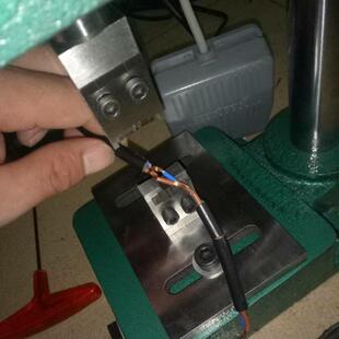 皮气动中间剥剥机多段脱皮中机护套869线电源线电缆电子多段剥线