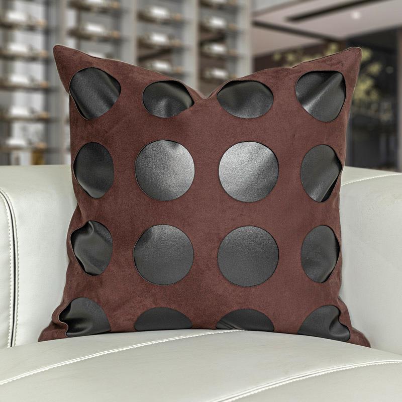样板房抱枕酒店黑色深棕色皮艺圆形镂空图案简约时尚软装方枕靠枕