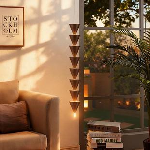 563卧室床头斗吊灯意性艺术设计师现代简约尖锥多层漏创吊线个灯