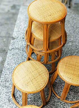 4I云特南色出手工腾编凳子跳443舞演具小凳子餐椅家用创意道塑料