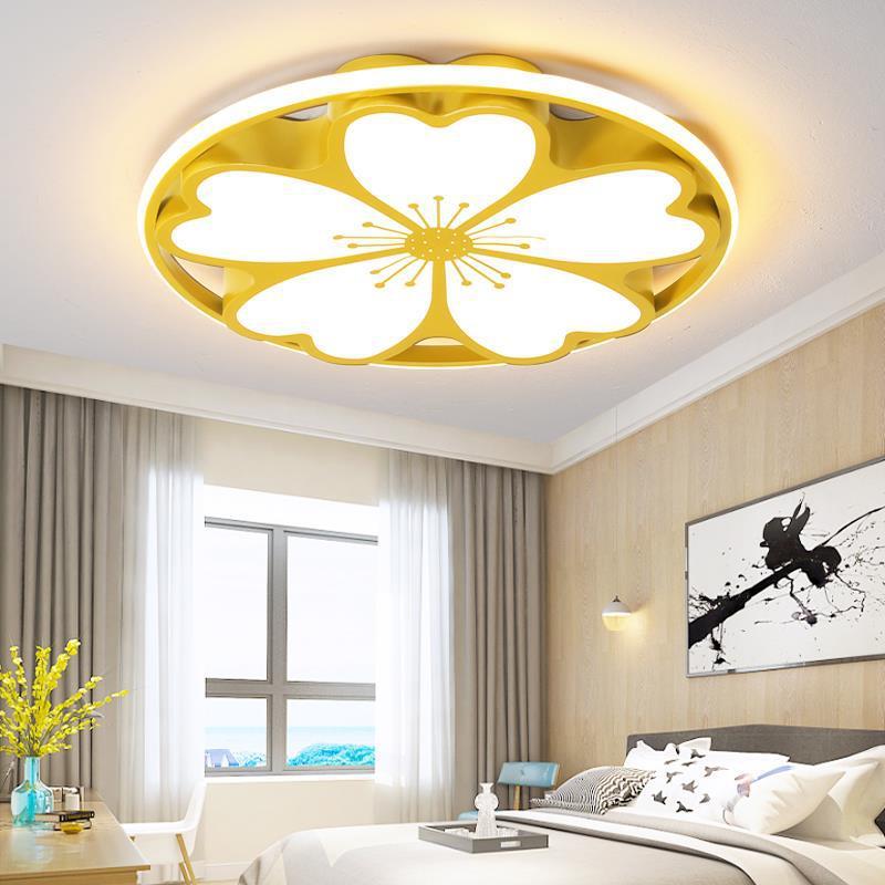 LED吸顶灯现带简约创意新款2022房间卧室儿童房间灯铁艺侧发光灯