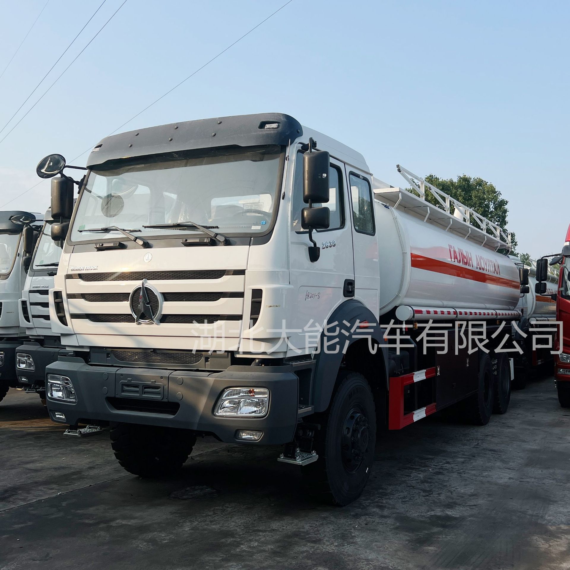 出口沙特 四驱六驱20方30方汽油柴油汽油运油车 大型油罐车