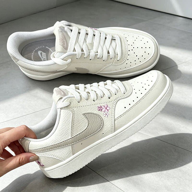 NIKE耐克女鞋court VISION刺绣花朵复古篮球鞋休闲板鞋IV5530-101