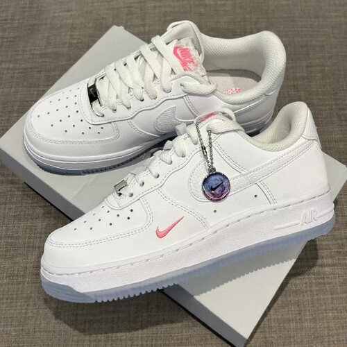 NIKE耐克女鞋新款AIR FORCE 1 '07经典板鞋双钩运动鞋 IV4453-100
