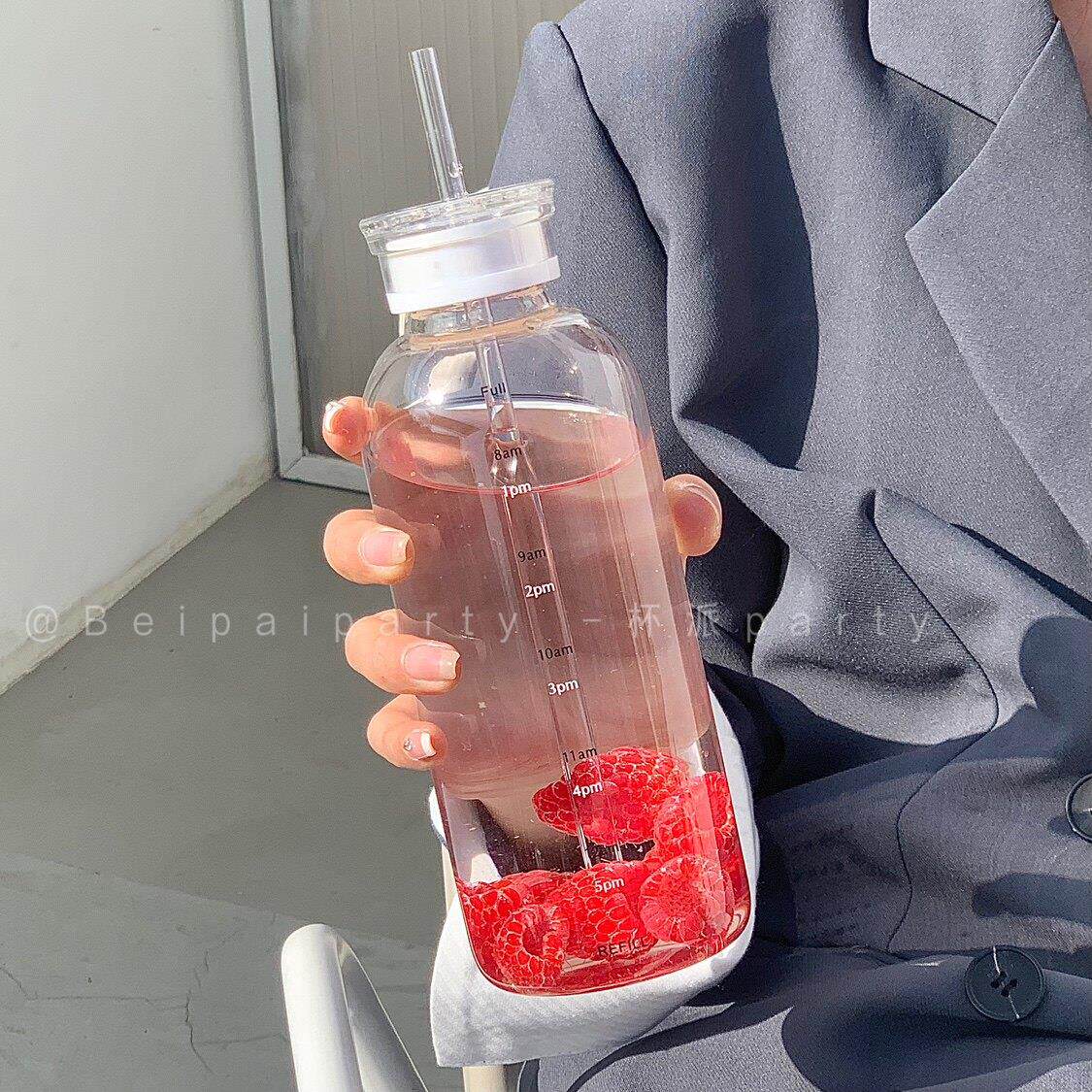 日本进口品质耐高温玻璃杯子透明女生简约时间刻度吸管水瓶男高