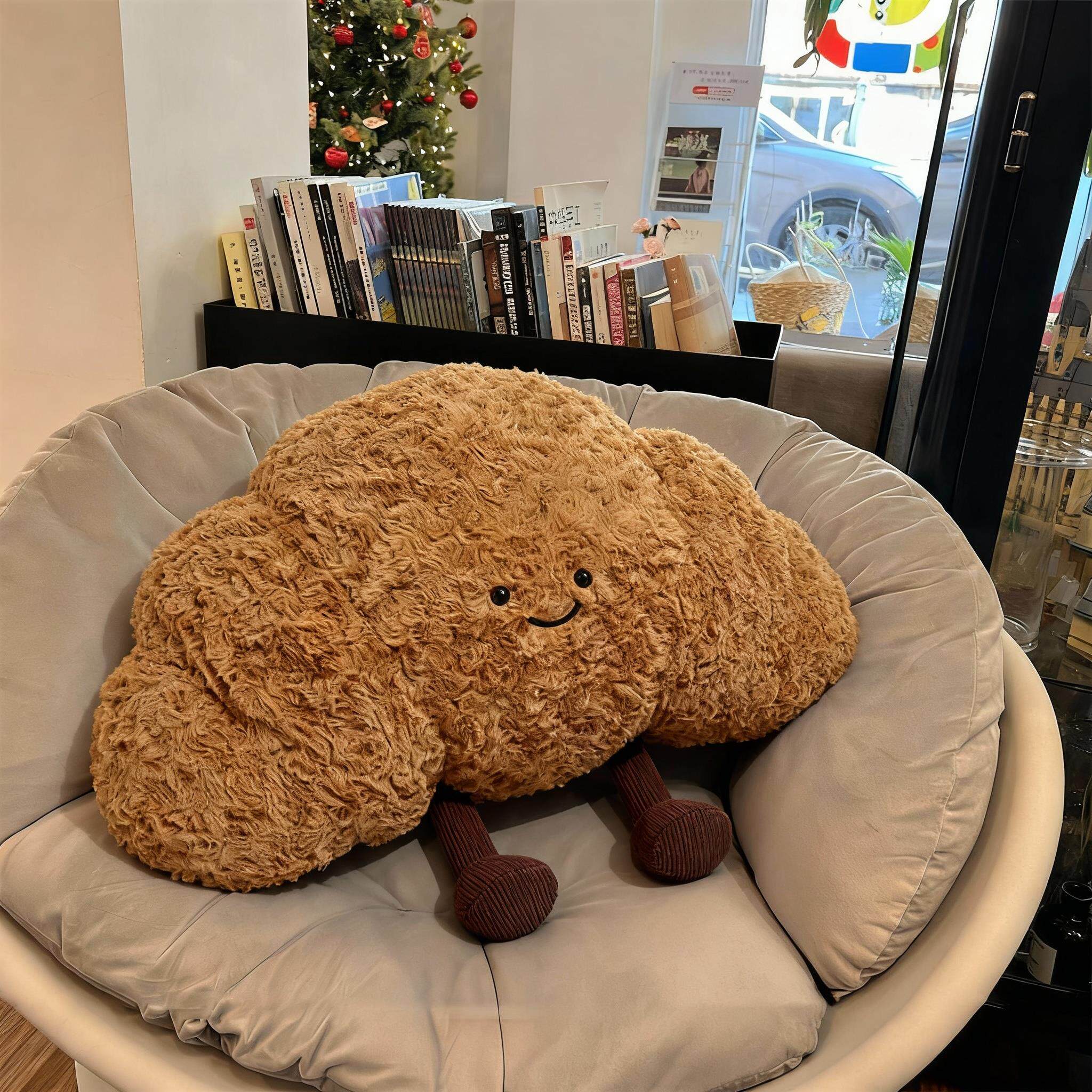 长条抱枕沙发靠枕可爱牛角包女生睡觉专用腰枕客厅沙发靠背垫抱枕