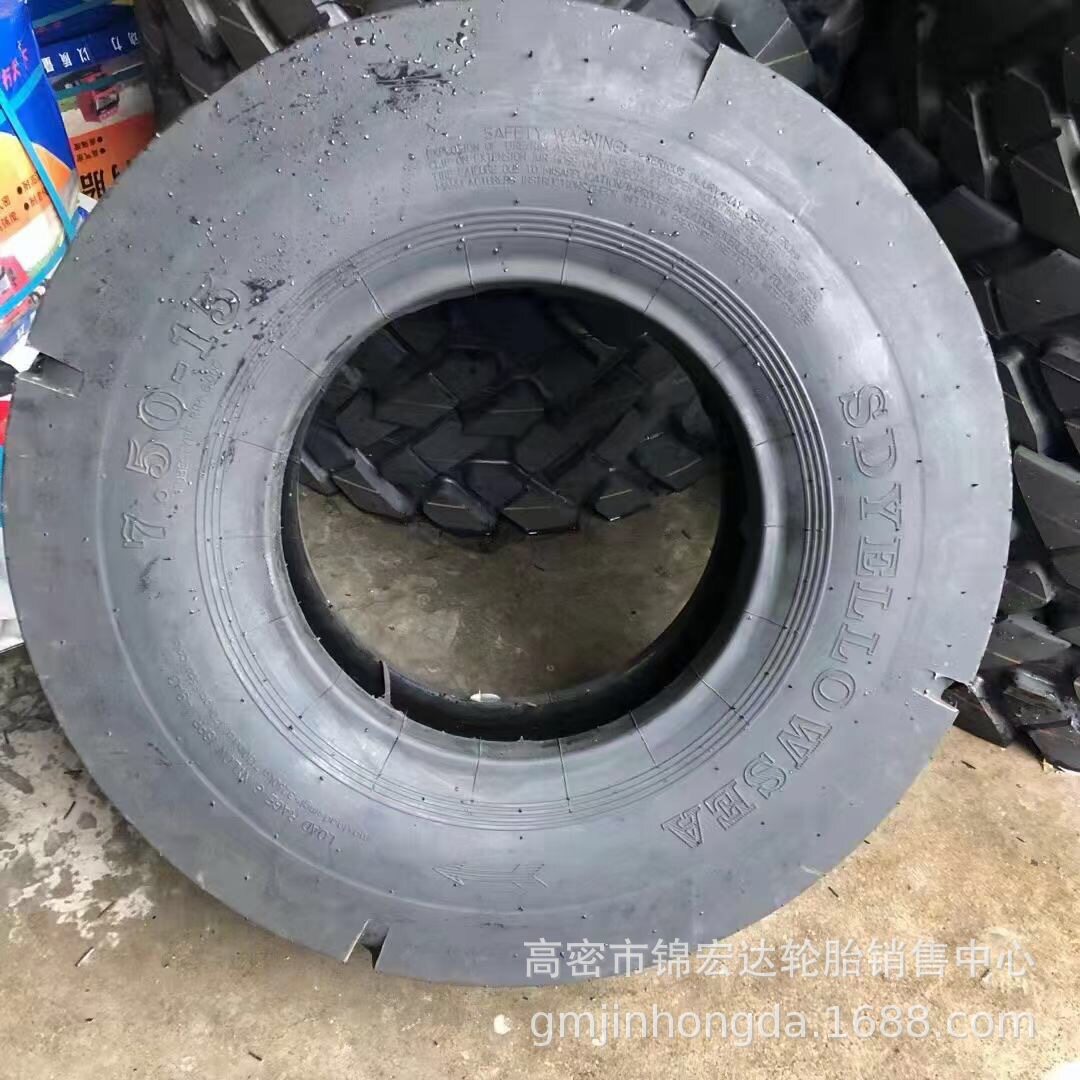 鲁飞光面压路机轮胎工程胶轮图片