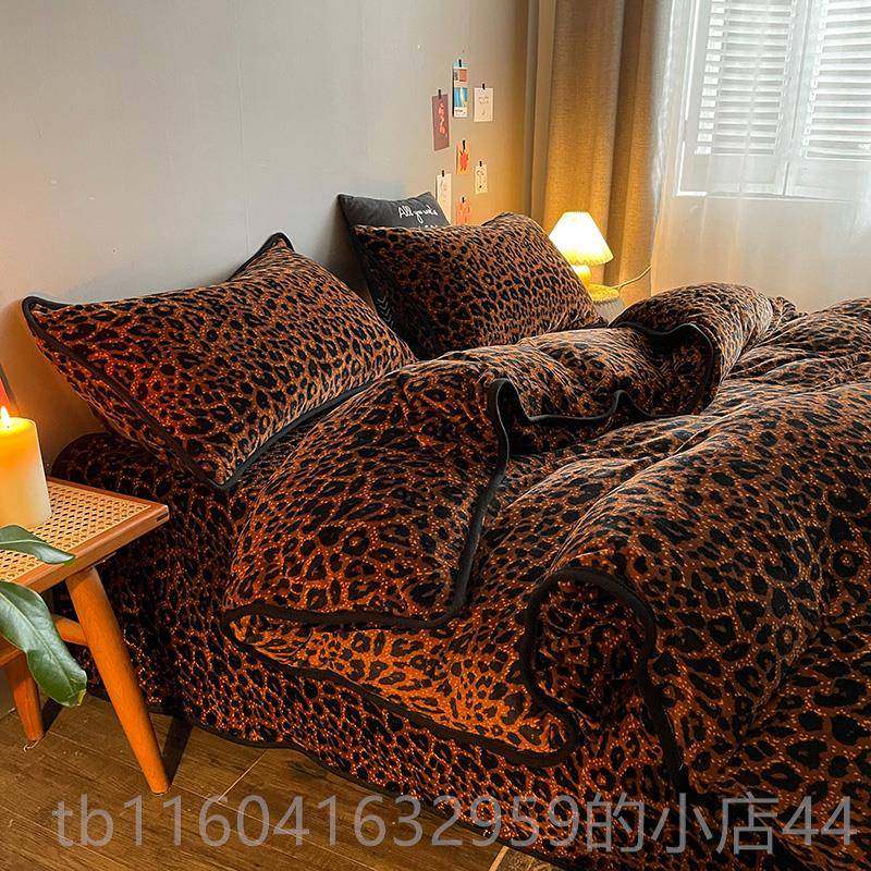 新款奶牛黑白斑点件四套牛奶绒ins简约北欧1.5m1新.风8米被套床单