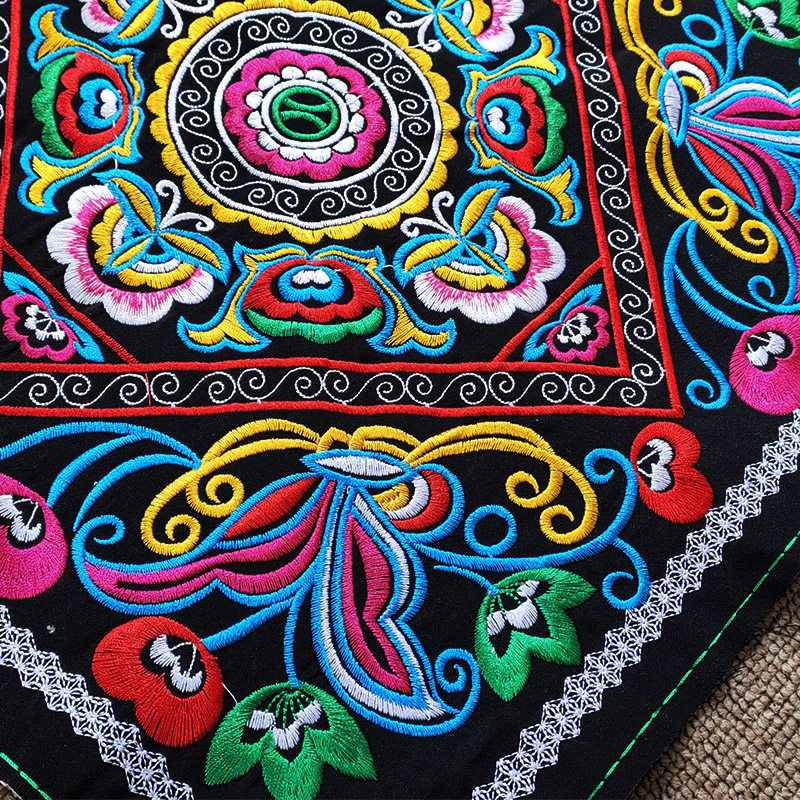 贵州成品机绣少数民族花边贵州绣花布贴枕套背带头帕刺绣抱枕用花