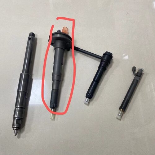 PC400-6 WA450-3 WA470-3 PW400-6发动机6D125-2-7喷油器