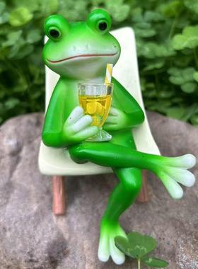 躺椅青蛙休闲喝饮料摆件庭院创意仿真动物摆件花园阳台造景装饰品