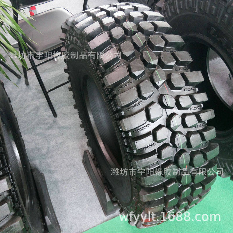 33X10.5R16 轻型载货汽车轮胎 越野车轮胎 钢丝胎