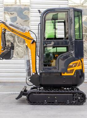 小型带式挖掘履1300kg破土挖掘小挖机花种园HT13小型植挖机沟机