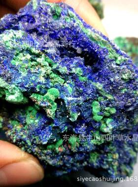 -一公价蓝铜矿斤原石雀石共VRZ生原料单块约长孔12厘米