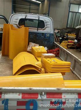 山推推土7机紧SD32涨装置座罩16-30-44SD32110