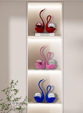 现代简水晶植绒天鹅摆饰件小众艺术家居客厅球卧室电20230904视约