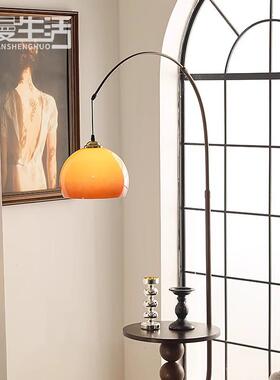 中客厅落地灯古沙5发32391旁南瓜创意边几一体美式复古立式台202