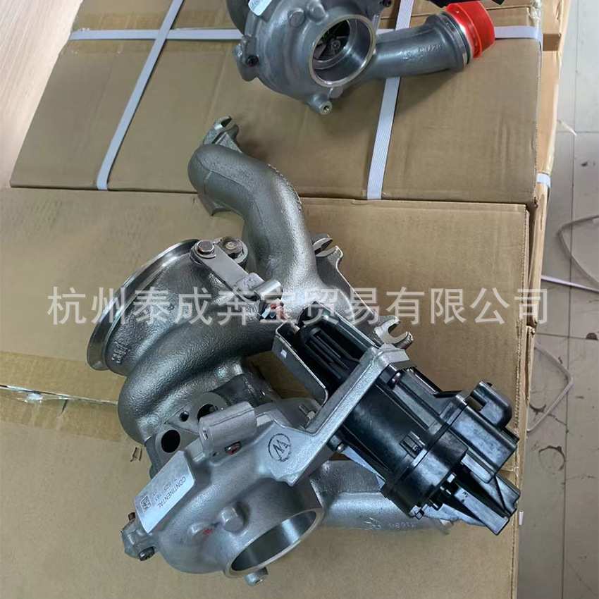 11657625161适用宝马I8 112 115 11652400536涡轮增压器的增压机