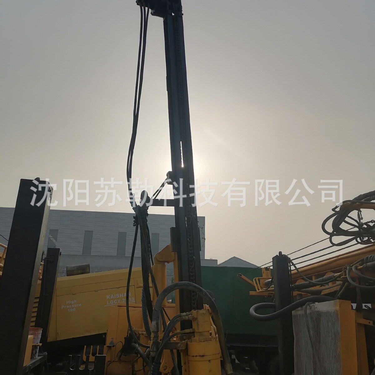 红五环726矿山钻机玉柴发动机