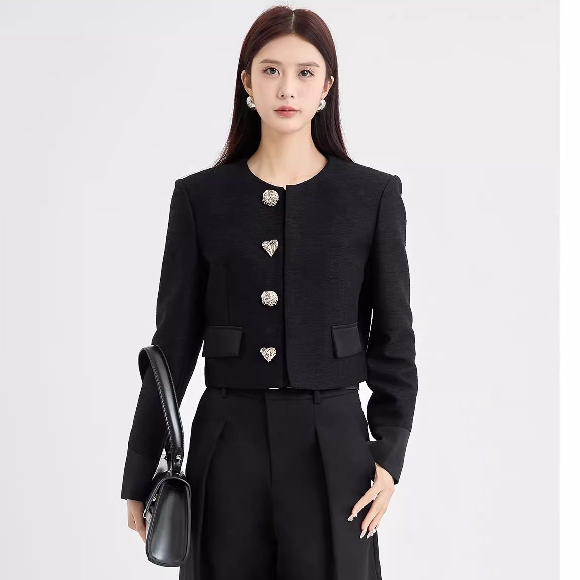 法柚2026春新款高级感圆领短款西装长袖外套法式气质通勤上衣女