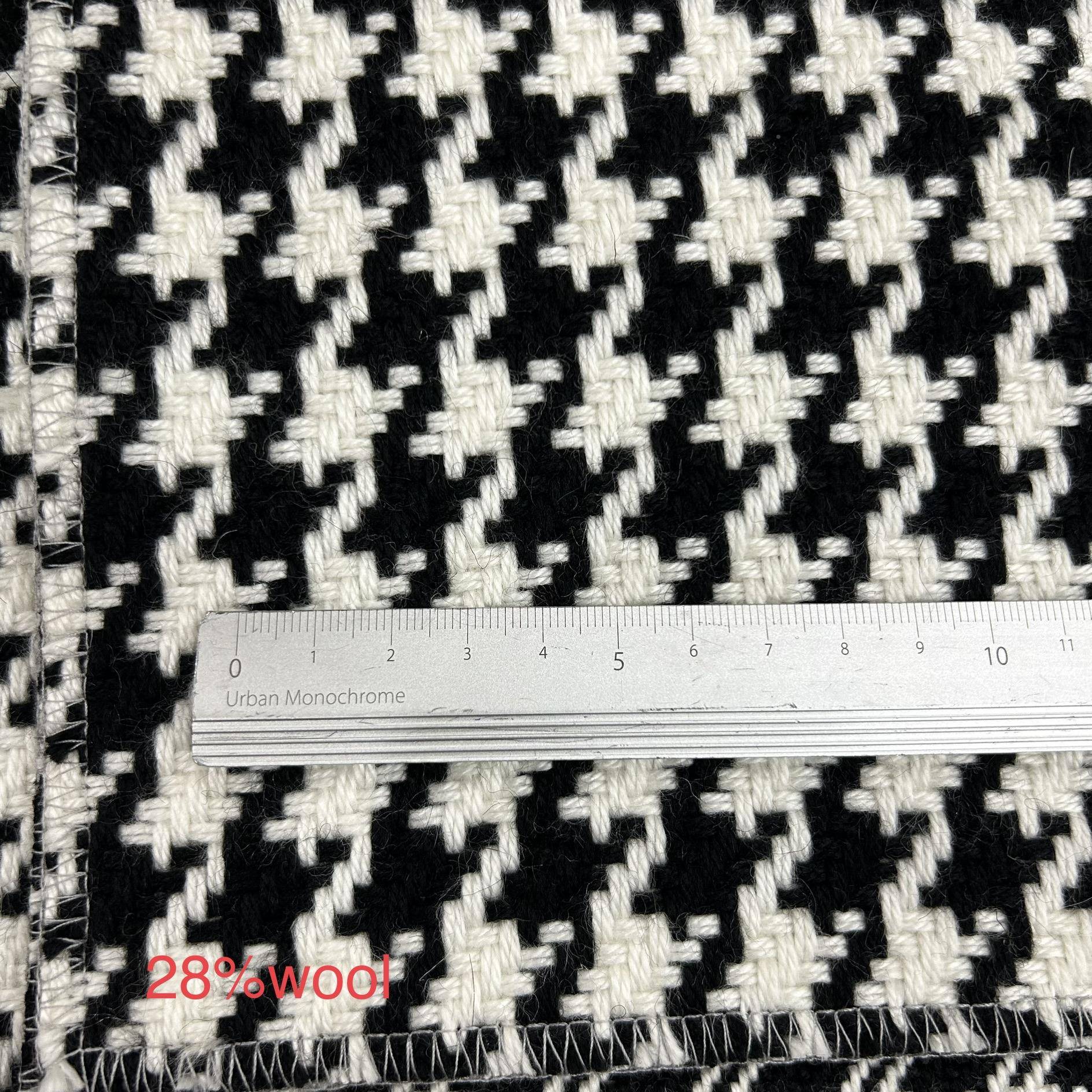 28%ool羊绒成黑白千鸟格5016板格子样房羊分绒质感沙发布抱w枕布