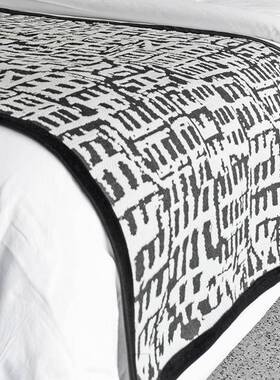 W包BZ7黑白色系家床用床店旗尾巾现代UJD简约酒民宿软装布艺靠靠