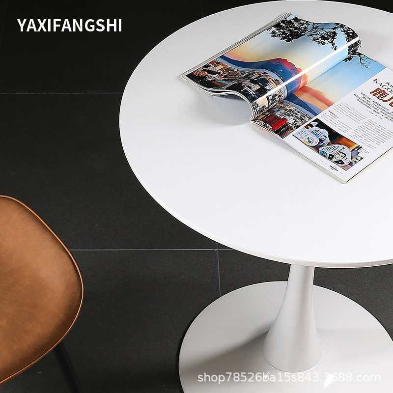 郁金香洽谈小圆桌子轻奢餐桌家用小户型阳台奶茶店咖啡桌椅子组合