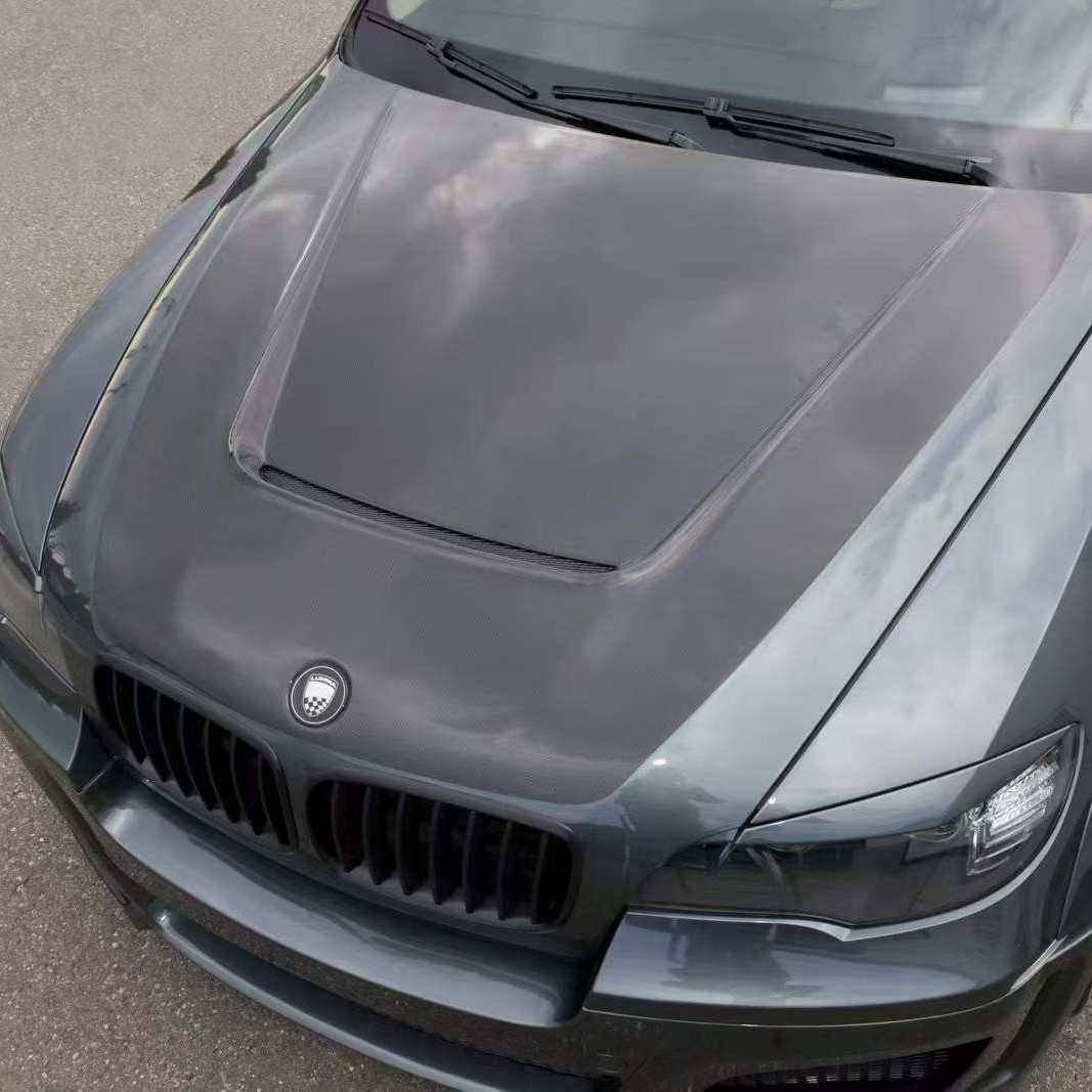适用于宝马 X6 E71碳纤维机盖