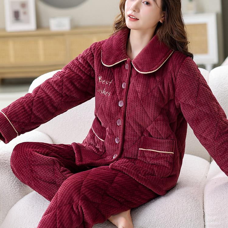 加厚三层珊瑚绒铺棉睡衣女秋冬季加绒保暖妈妈两件套家居服可外穿