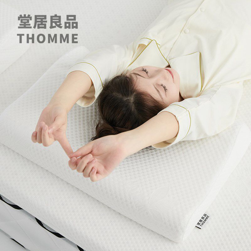先看评测天然乳胶枕人体工学枕93%含量成人护颈高弹透气抑菌防螨