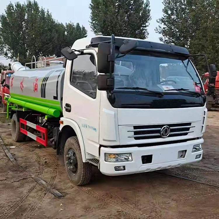 聚仁八方柴油三轮洒水车工地用
