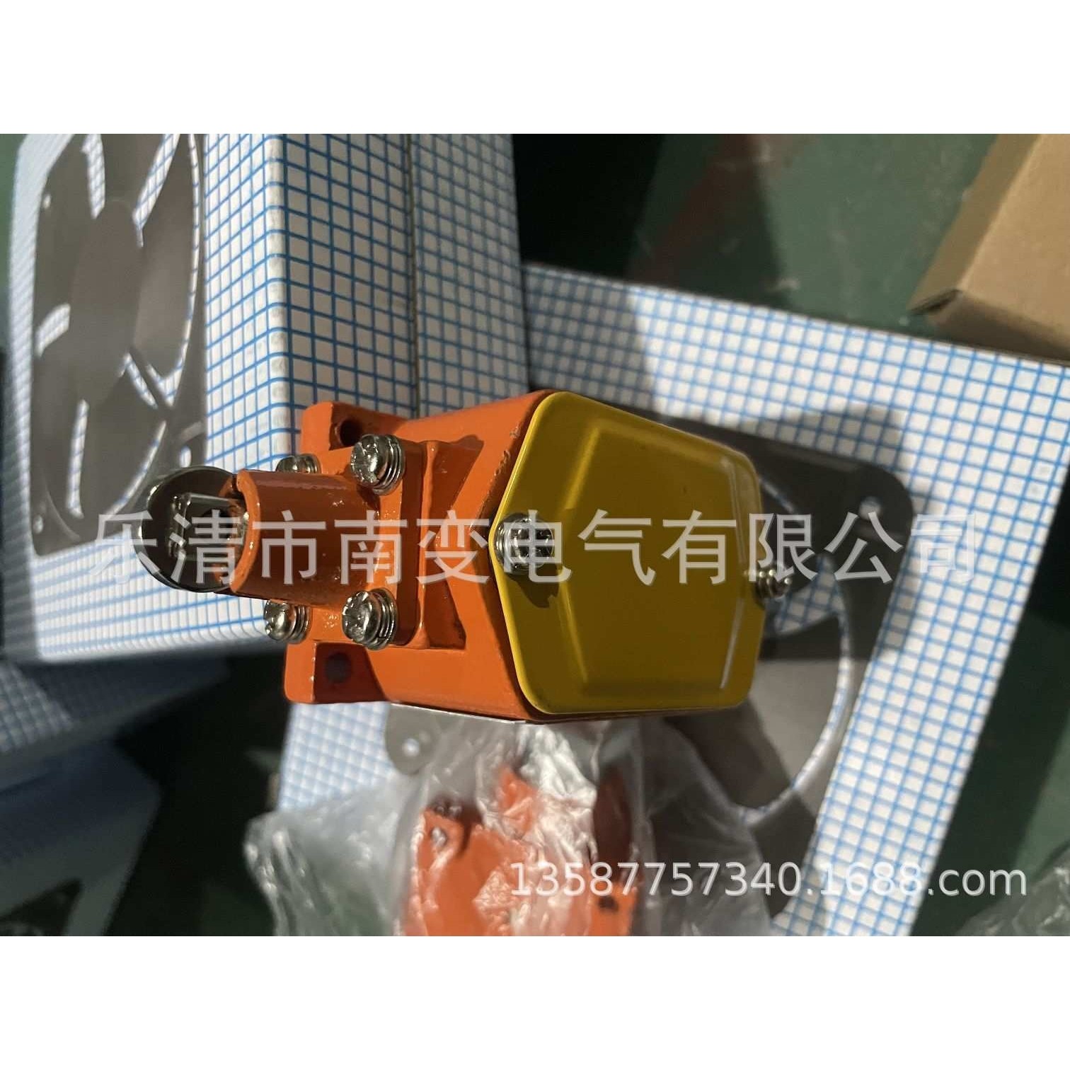 行程开关KHX-0.5/24V配KXJD1-127电源控制箱配套井下用限位开关,模玩/动漫/周边/娃圈三坑/桌游,模型制作工具/辅料耗材,淘宝优惠券,粉丝福利购,淘宝优惠卷