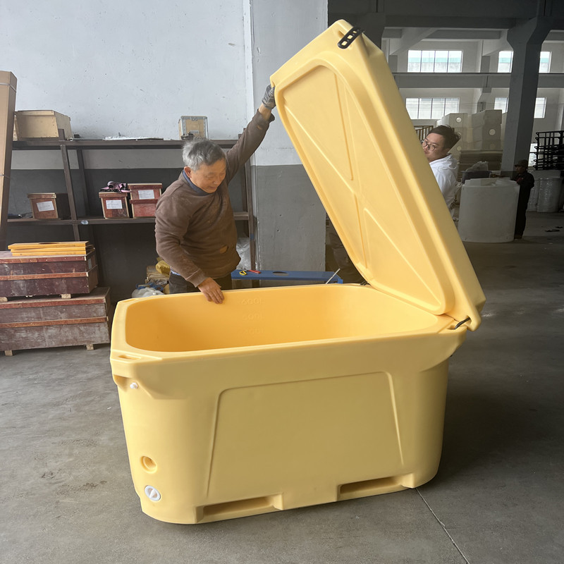 华社新款滚塑高档保温箱1000L冷藏储存海鲜周转浸泡桶异形