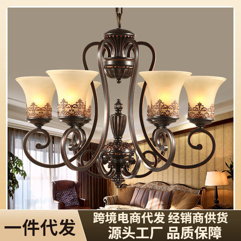 美式乡村吊灯复古客厅别墅创意简约大气仿古铁艺卧室餐厅朝下灯具