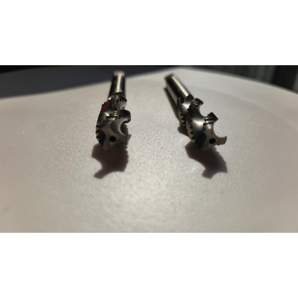 厂直销全磨制机用丝M攻高钢WIZM家MM坚固耐速用螺旋槽丝锥
