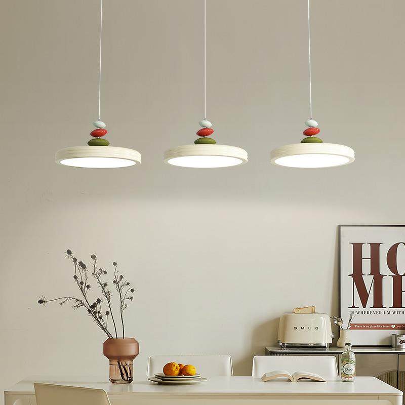 新款餐厅吊灯三头飞碟法式奶油风餐桌灯护眼现代简约创意饭厅灯具,家装灯饰光源,智能吊灯,淘宝优惠券,粉丝福利购,淘宝优惠卷