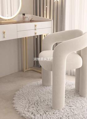 网奶椅油风家QAU用化椅梳妆凳美甲店红子妆简约感卧室单人休闲椅