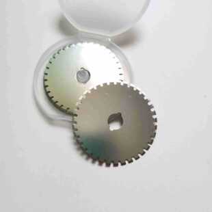 45mm内径8mm滚轮虚线刀片3mm齿裁纸圆刀薄皮料打孔锯齿精密