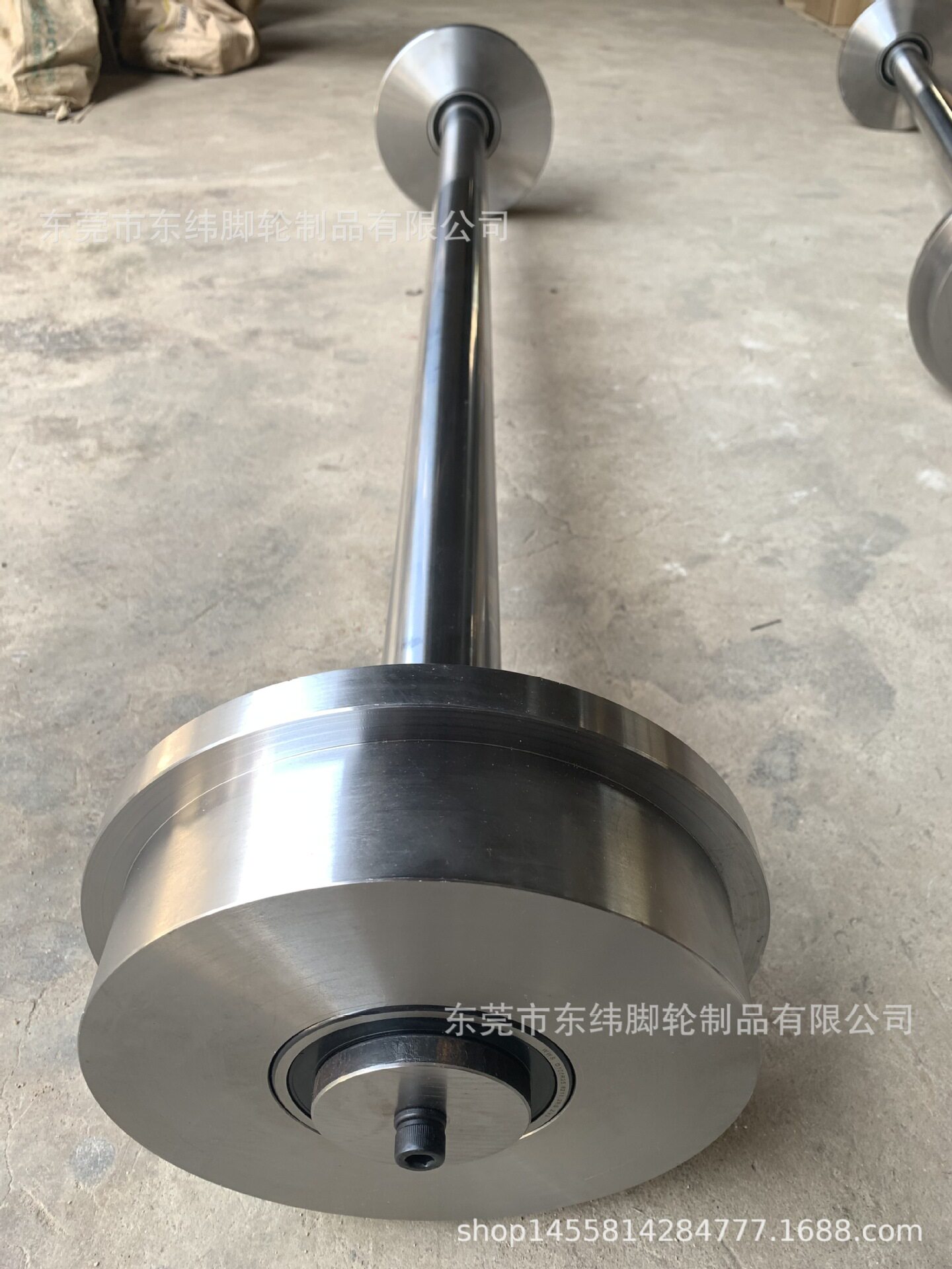 生产角铁角钢V型轮 H型工字钢槽轮单边/双边轻轨轨道轮重型轨道轮