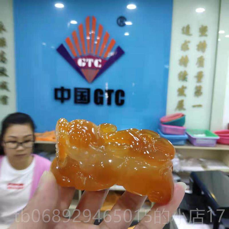 正品天然原皮玛瑙玉霸髓手王貔貅把件身天然玉石精雕招财摆件随把