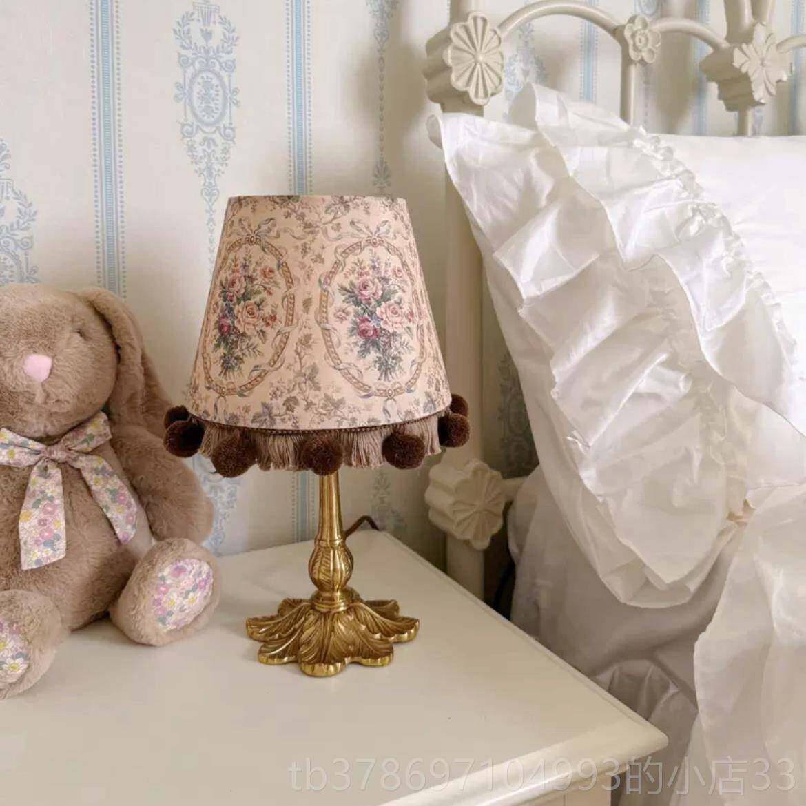 新款欧饰式中古风黄铜厅环书房客卧室床头灯花装复古台灯小夜灯氛