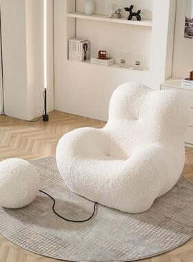 人妈妈设的怀抱懒沙发网红奶油风客厅羊羔毛单沙RTS人发椅计师休
