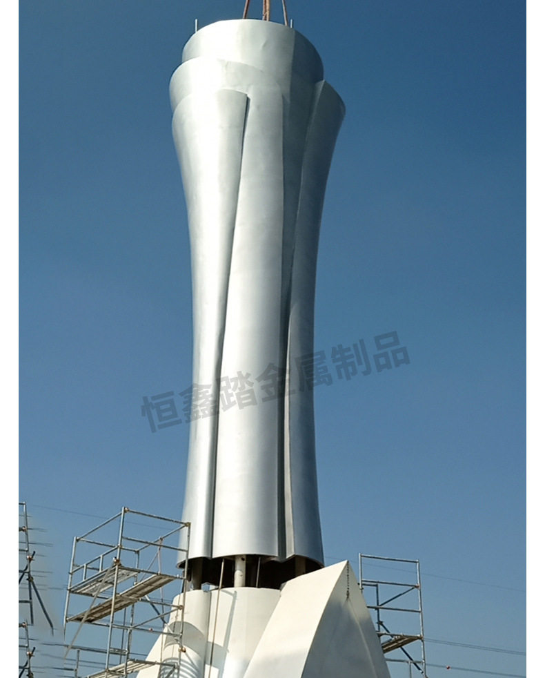 户外大型不锈钢雕塑 公园景观金属大型装饰造型 工厂生产一路通