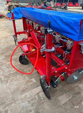 农哈哈小ZGB麦播种机件动力墒合中配覆间土器