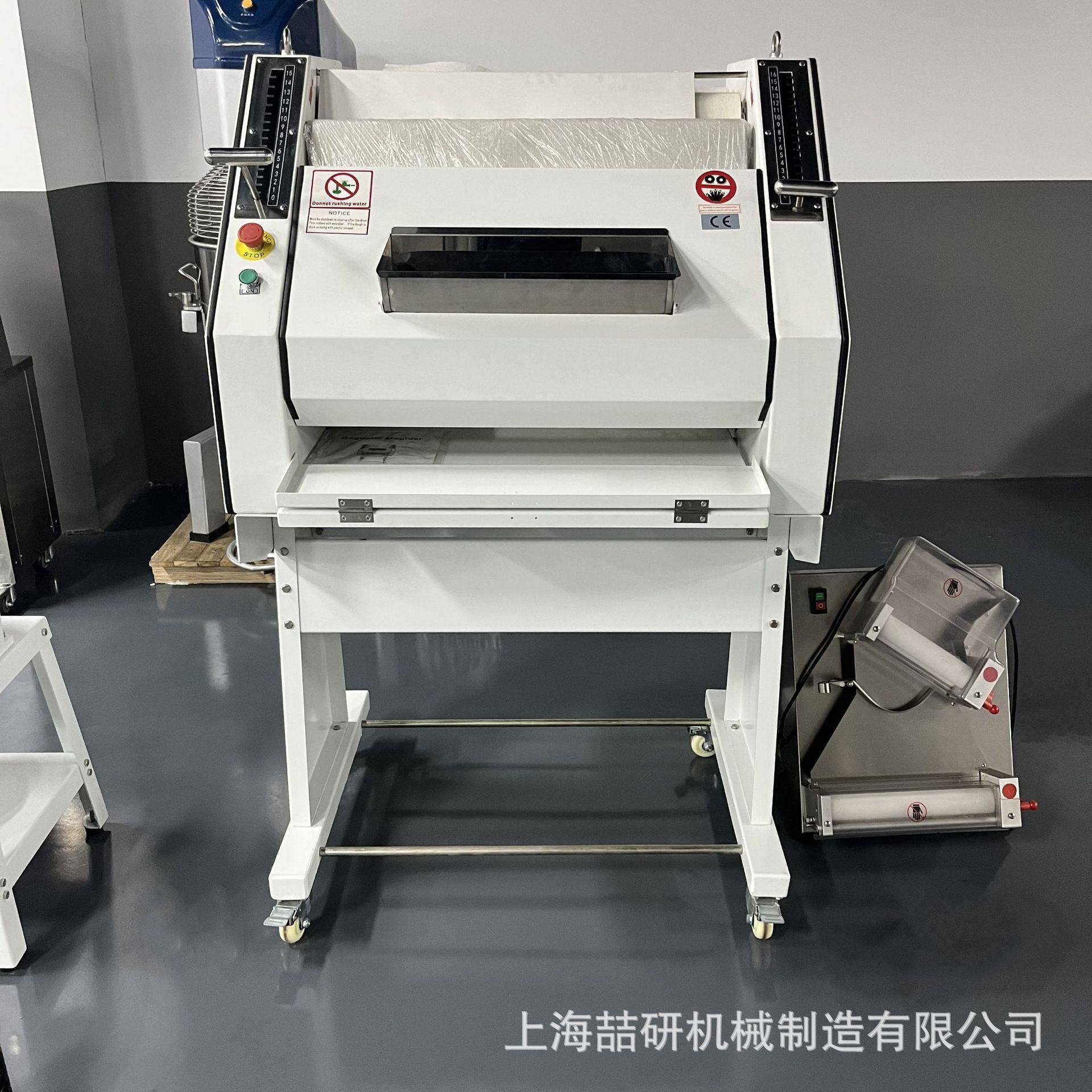 Dharma stick shaping machine法棍土司方包面团整形机快速成型机