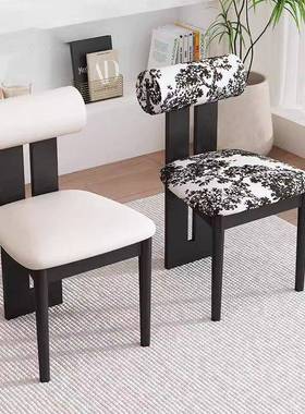 实餐桌椅木中古风设计师椅家用KON靠背椅法凳式休闲网红化妆河马