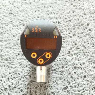 德国进口IFM压力传感器型号：PN3003升级为PN3093
