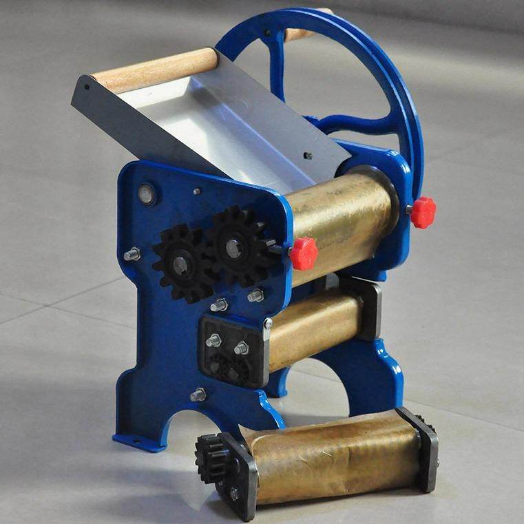 海1504压面机KRF家用全动-轧面机面条机家自用商用饺鸥子皮机