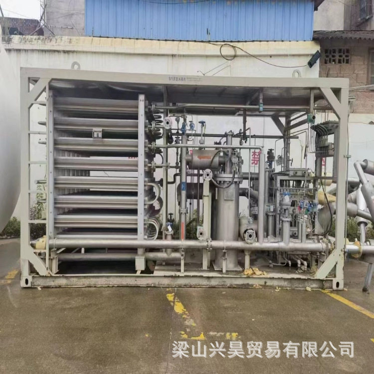 撬装式LNG汽车加气站 工作压力1.6MPa 设计温度-196℃ 兴昊